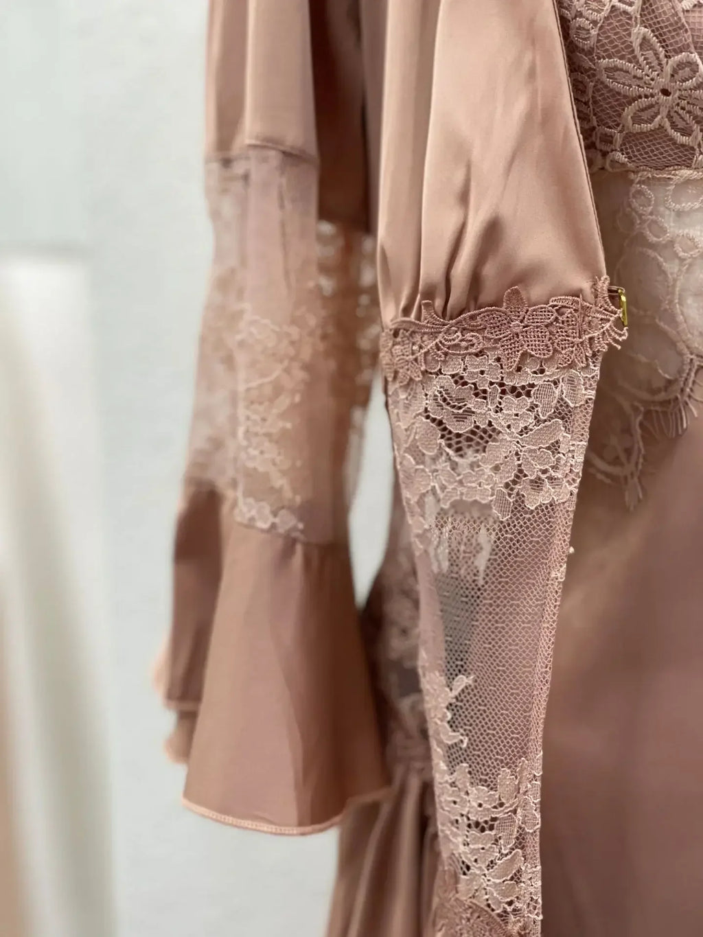 chemise de nuit femme broderie anglaise
