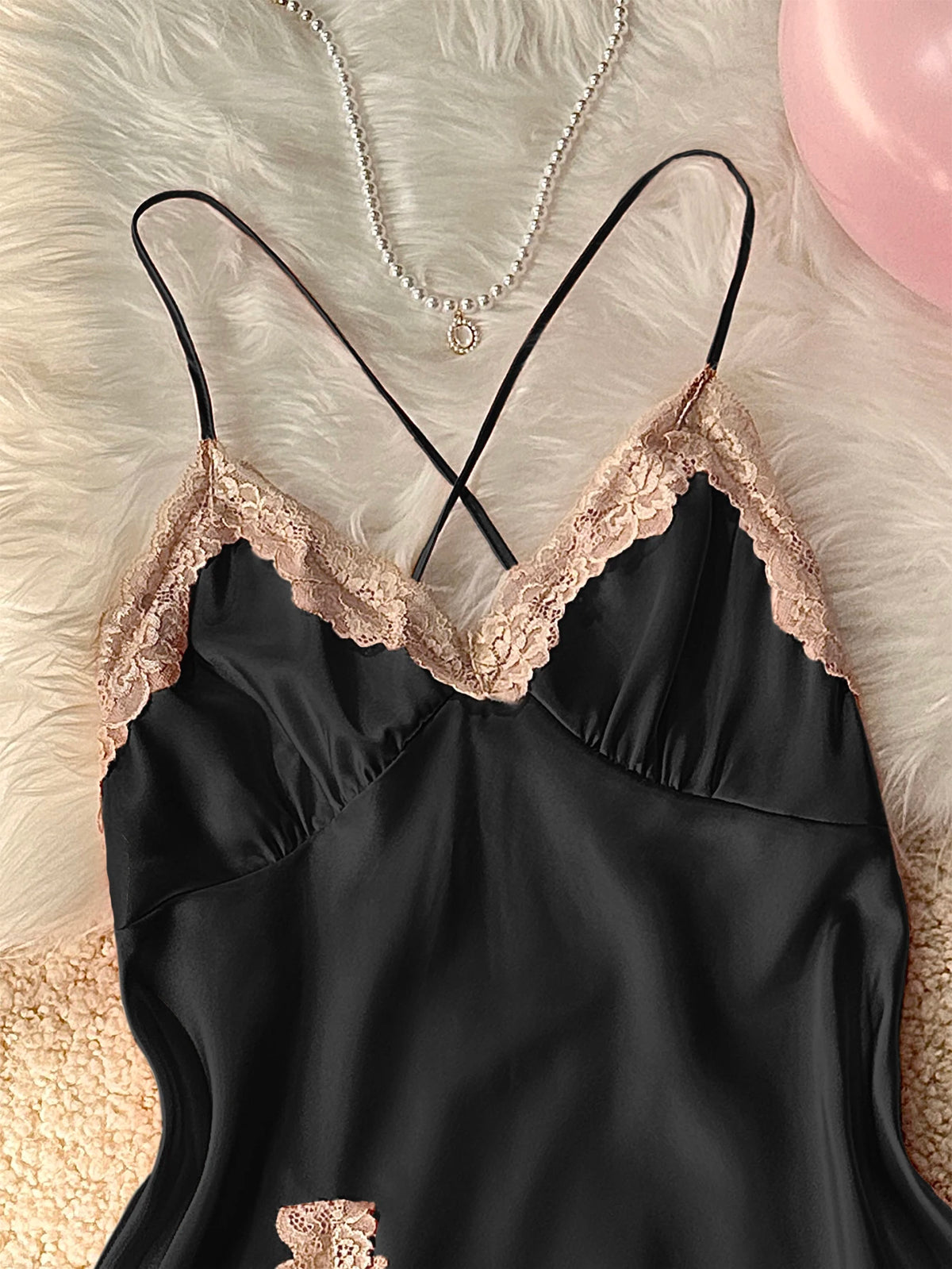 chemise de nuit noire femme