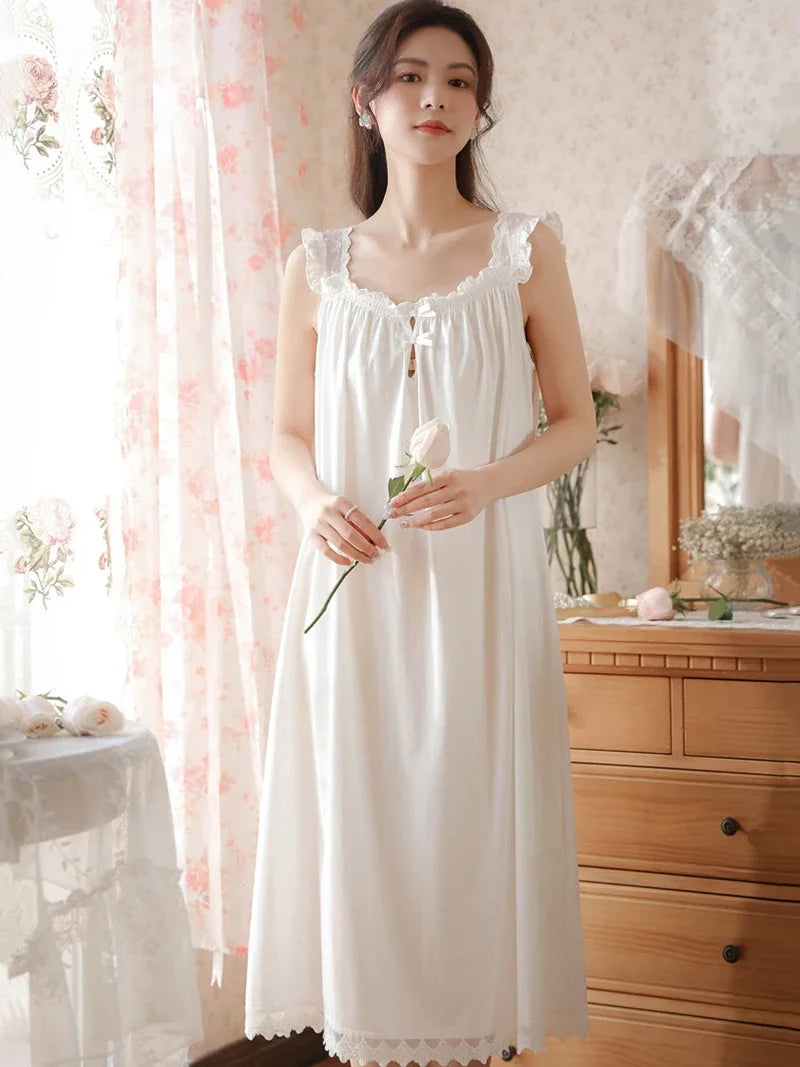 chemise de nuit femme sénior